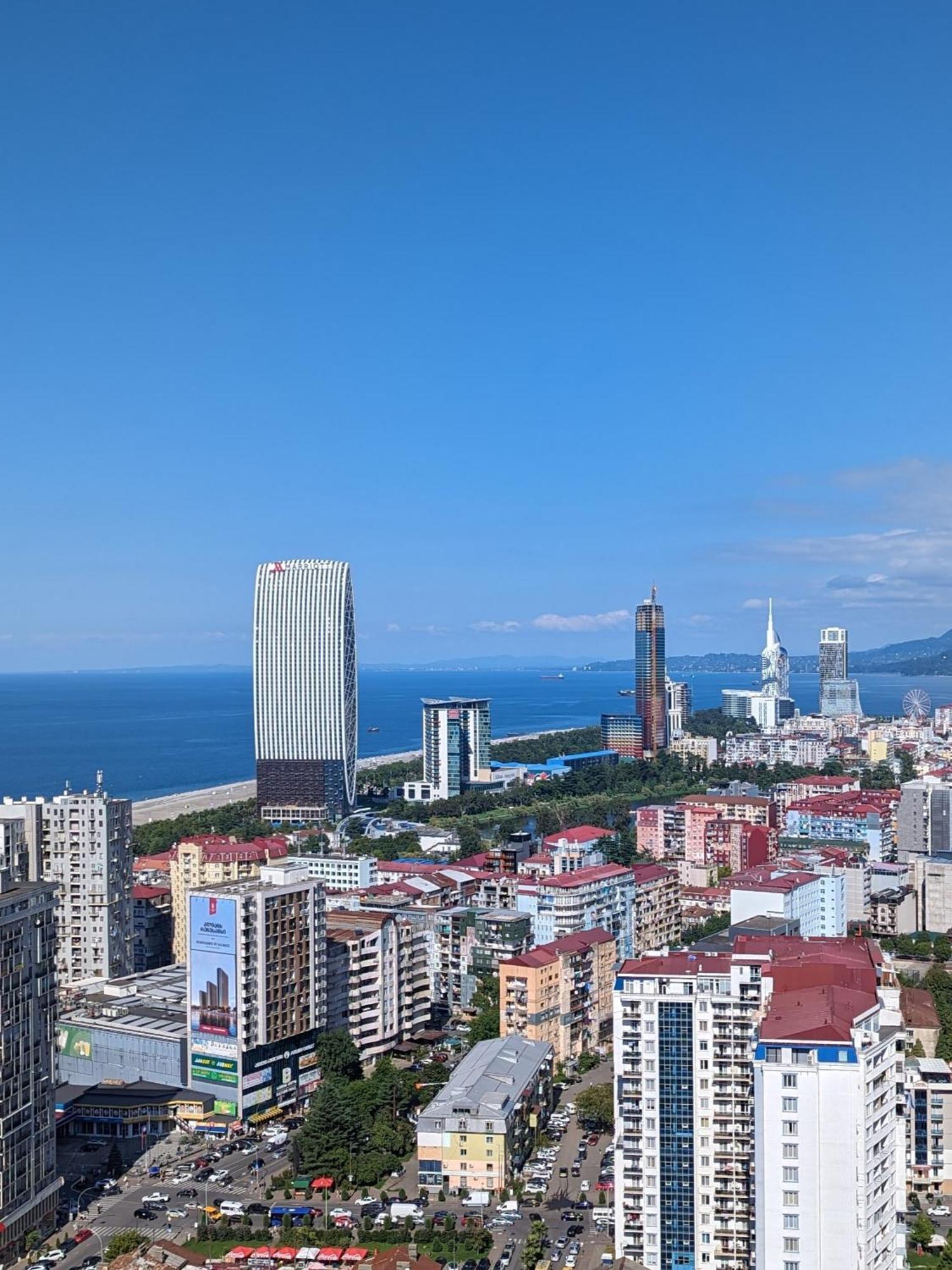 Intourist Residence Premium Studio Батуми Екстериор снимка
