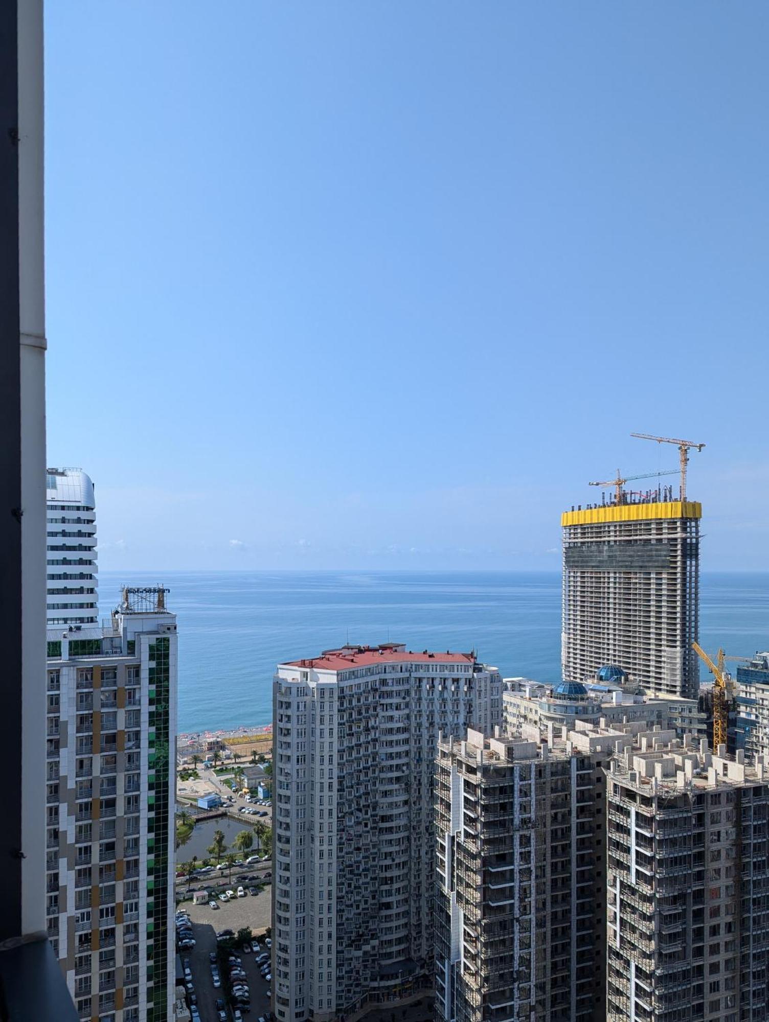 Intourist Residence Premium Studio Батуми Екстериор снимка